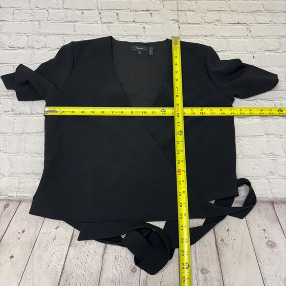 Theory Women Short Sleeve Wrap Top Blouse Shirt Size 6 Black D019 -12 - Picture 2 of 12